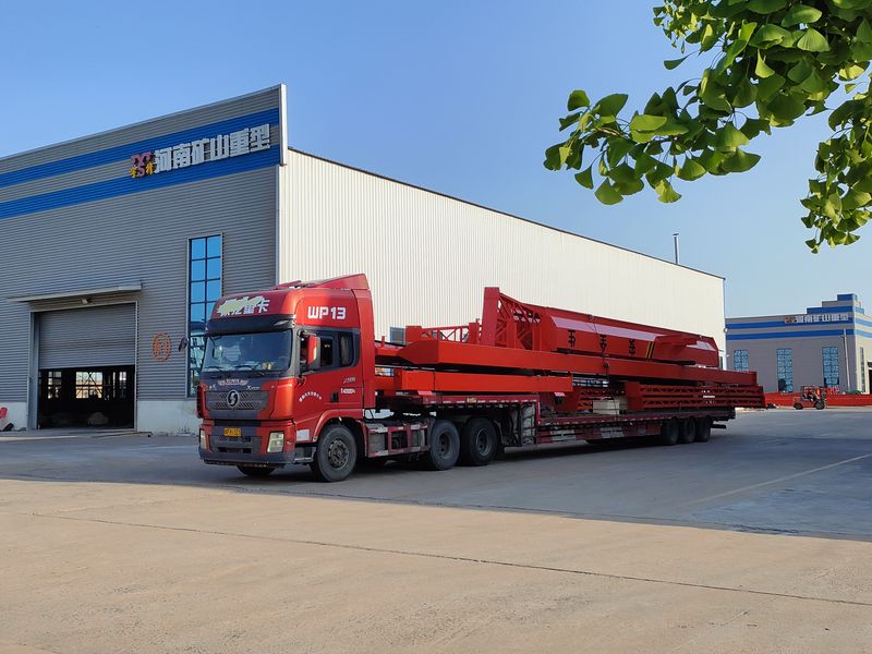 電動葫蘆門式起重機 2臺 MHxh10t—25m 外懸5/5m MHxh5t—23m 外懸4.5/4.5m 制作完成，發(fā)往青海交付客戶使用